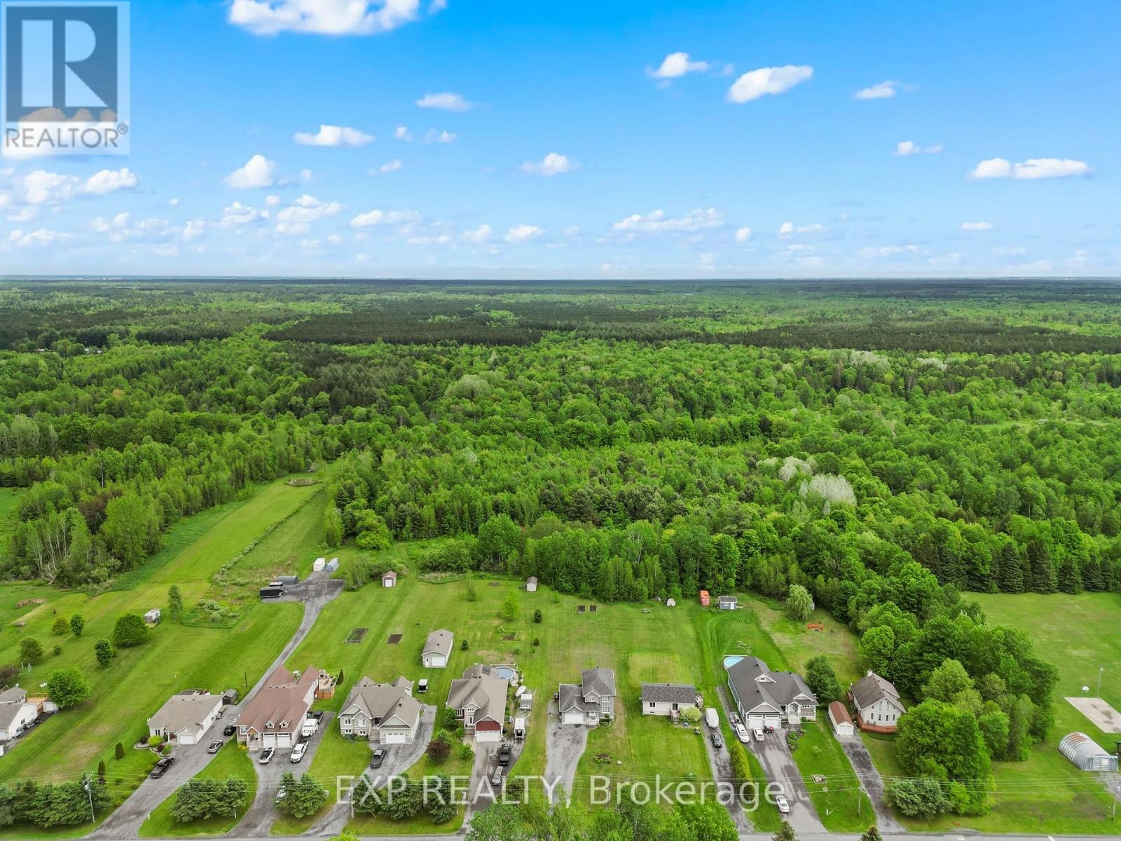 












53 BEAVER LANE

,
The Nation,




Ontario
K0A2M0

