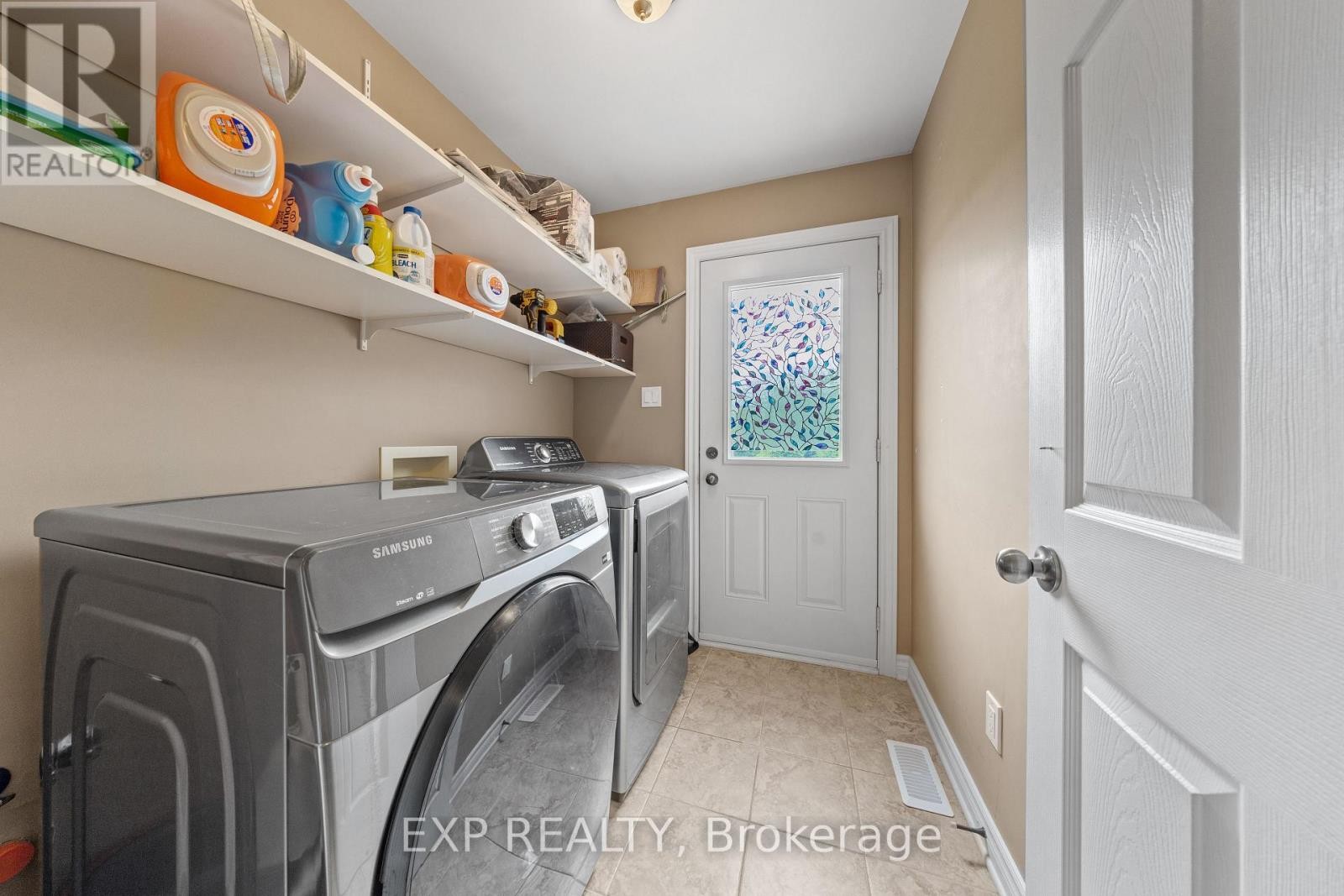 












53 BEAVER LANE

,
The Nation,




Ontario
K0A2M0

