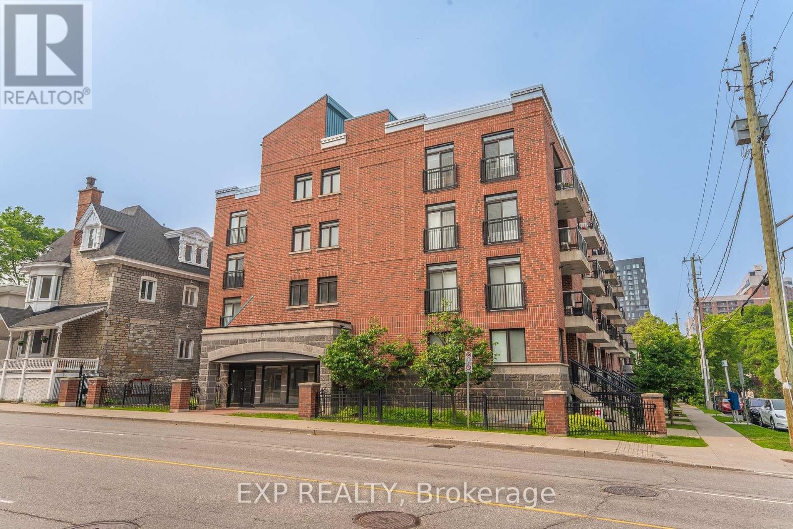 












403 - 456 KING EDWARD AVENUE

,
Ottawa,




Ontario
K1N0B4

