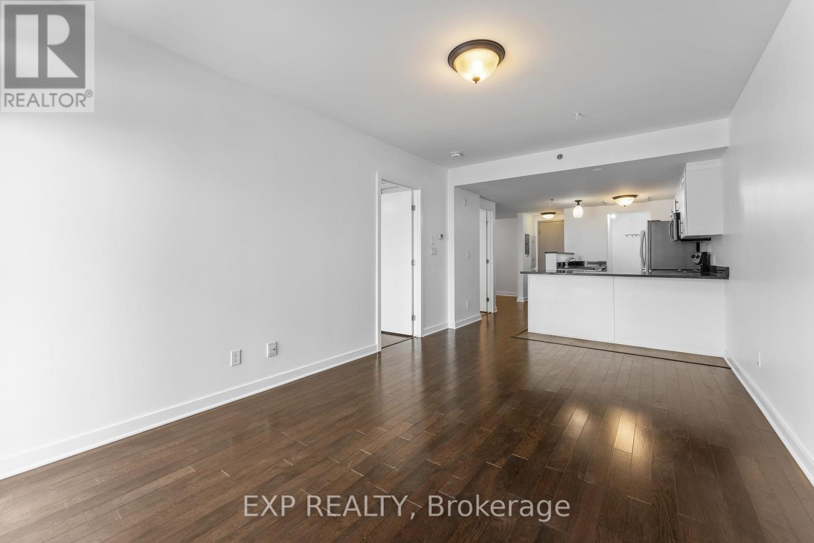 












403 - 456 KING EDWARD AVENUE

,
Ottawa,




Ontario
K1N0B4

