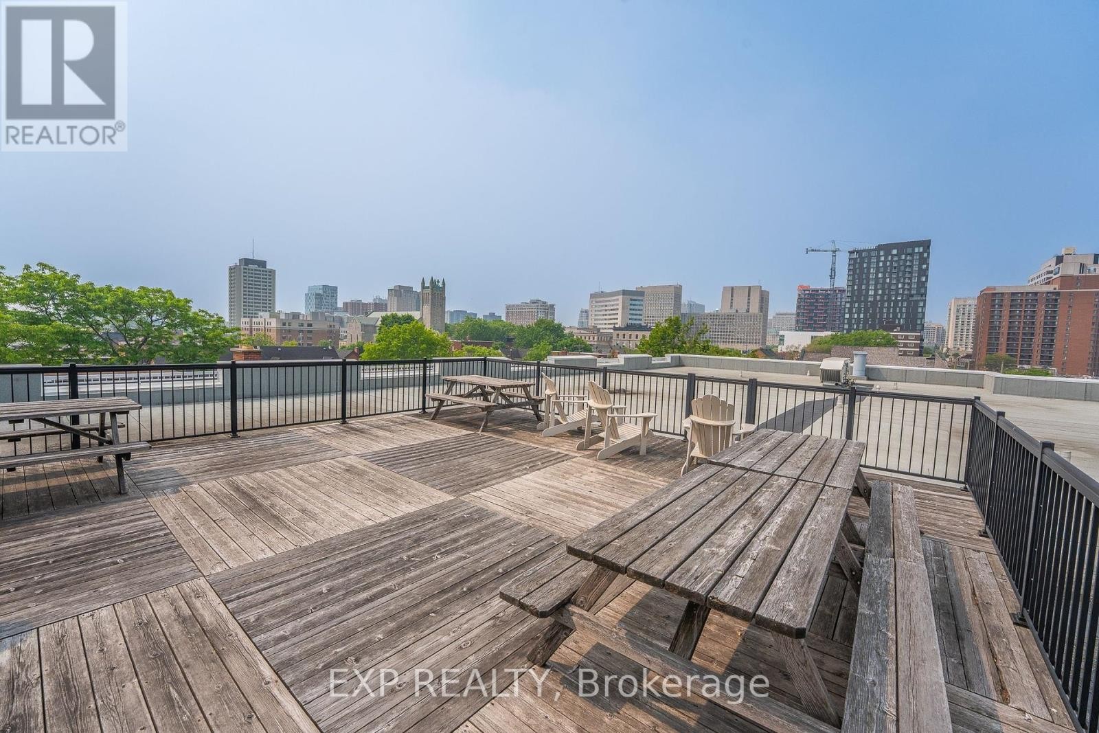 












403 - 456 KING EDWARD AVENUE

,
Ottawa,




Ontario
K1N0B4

