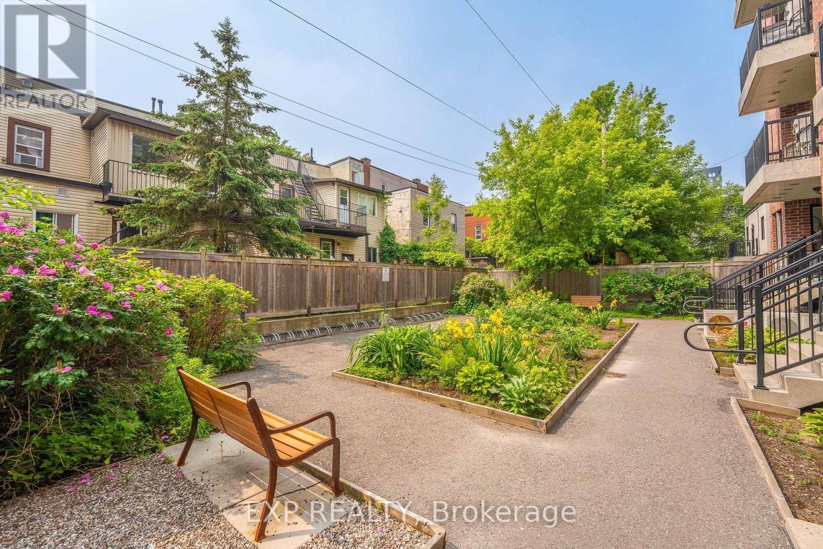 












403 - 456 KING EDWARD AVENUE

,
Ottawa,




Ontario
K1N0B4

