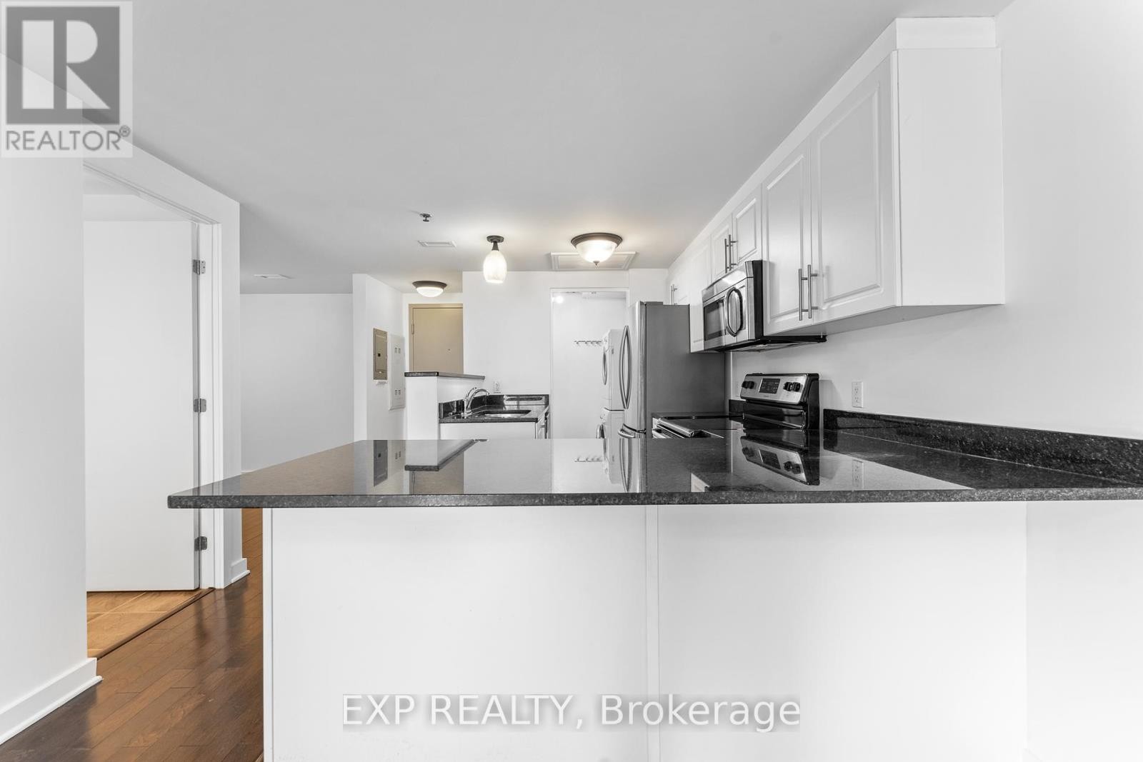 












403 - 456 KING EDWARD AVENUE

,
Ottawa,




Ontario
K1N0B4

