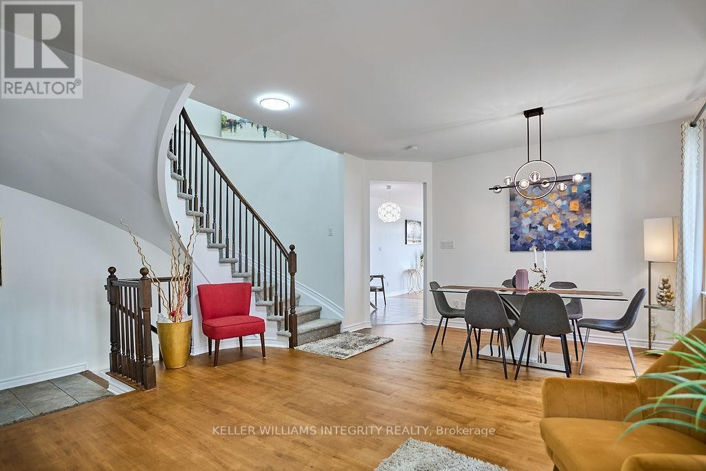 












619 MOORPARK AVENUE

,
Ottawa,




Ontario
K2M0B6

