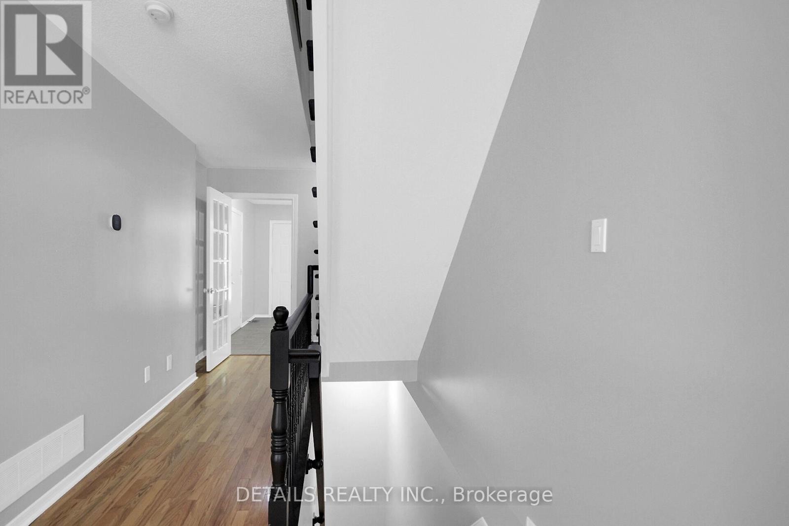 












78 MARKLAND CRESCENT

,
Ottawa,




Ontario
K2G5Z6

