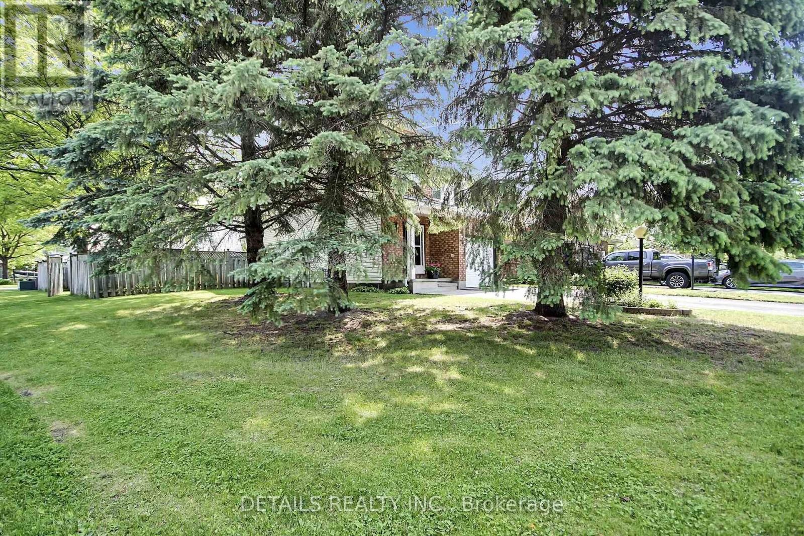 












78 MARKLAND CRESCENT

,
Ottawa,




Ontario
K2G5Z6

