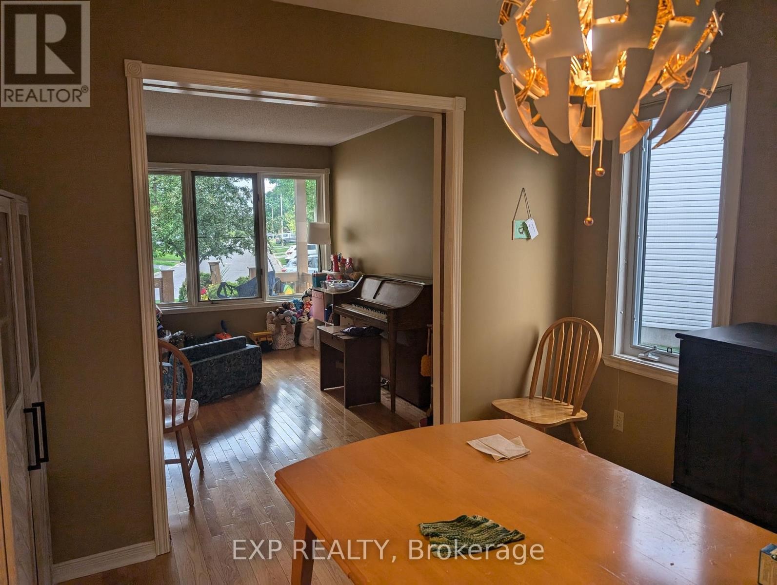 












595 TOURELLE STREET

,
Ottawa,




Ontario
K4A3H5


