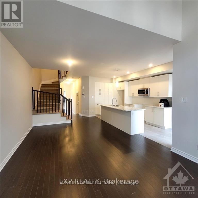 












1013 KIJIK CRESCENT

,
Ottawa,




Ontario
K1X0G9

