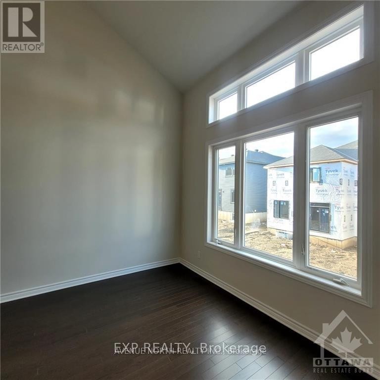 












1013 KIJIK CRESCENT

,
Ottawa,




Ontario
K1X0G9

