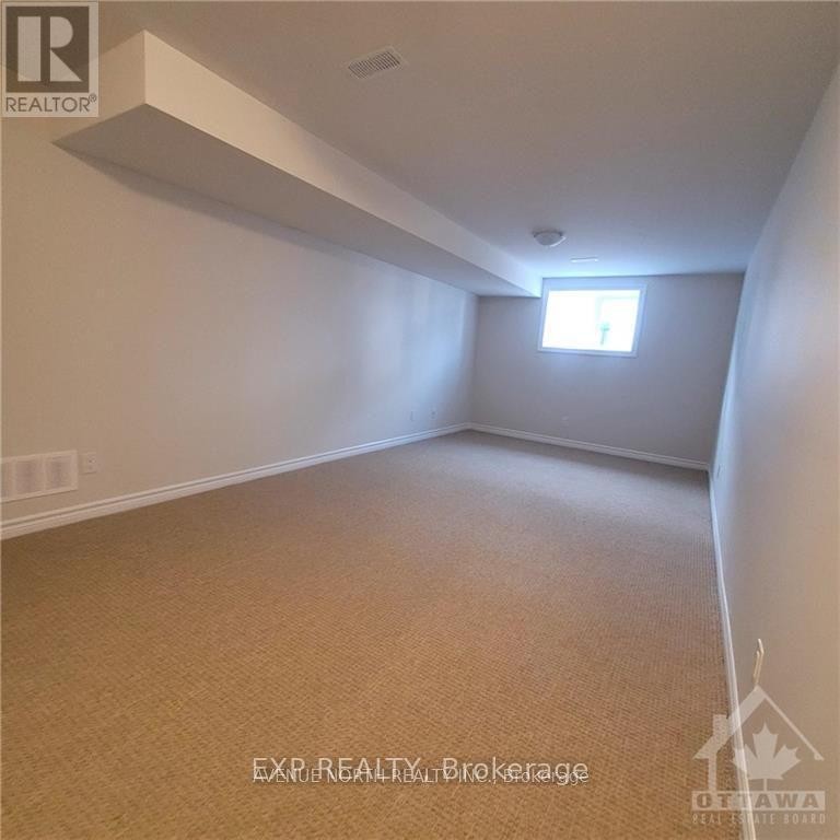 












1013 KIJIK CRESCENT

,
Ottawa,




Ontario
K1X0G9

