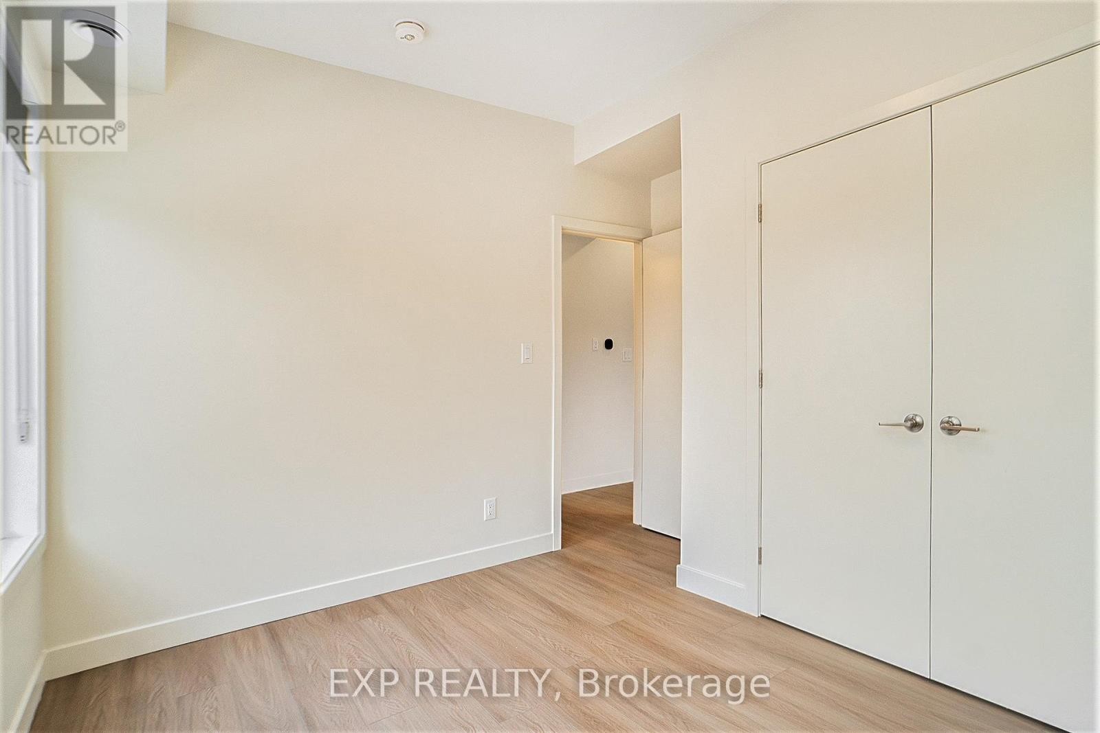 












UNIT # 7 - 158 LAVAL STREET N

,
Ottawa,




Ontario
K1L7Z4

