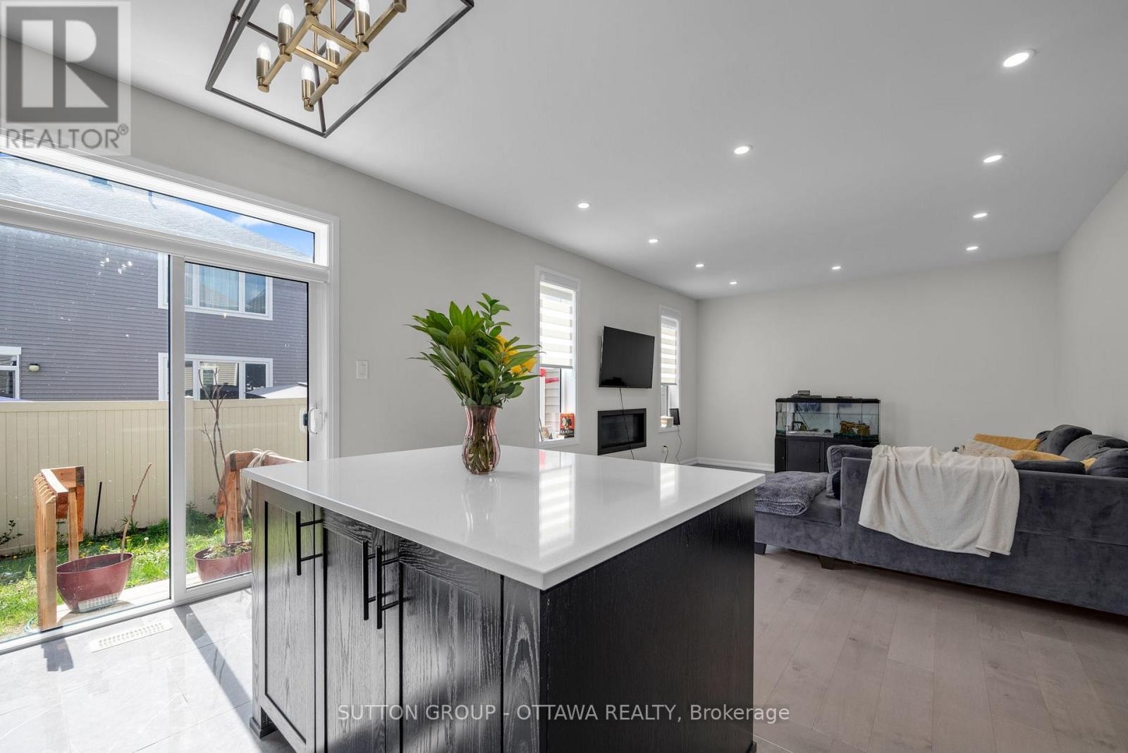 












179 POINT PRIM CRESCENT

,
Ottawa,




Ontario
K2J0K6

