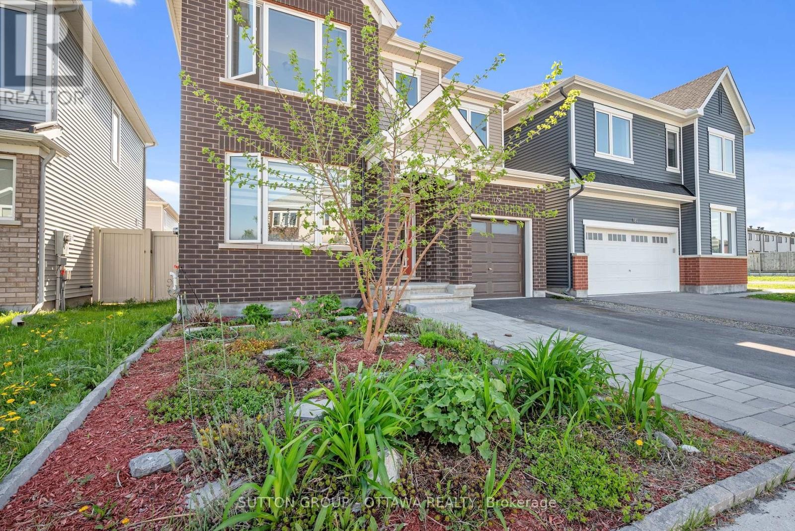 












179 POINT PRIM CRESCENT

,
Ottawa,




Ontario
K2J0K6

