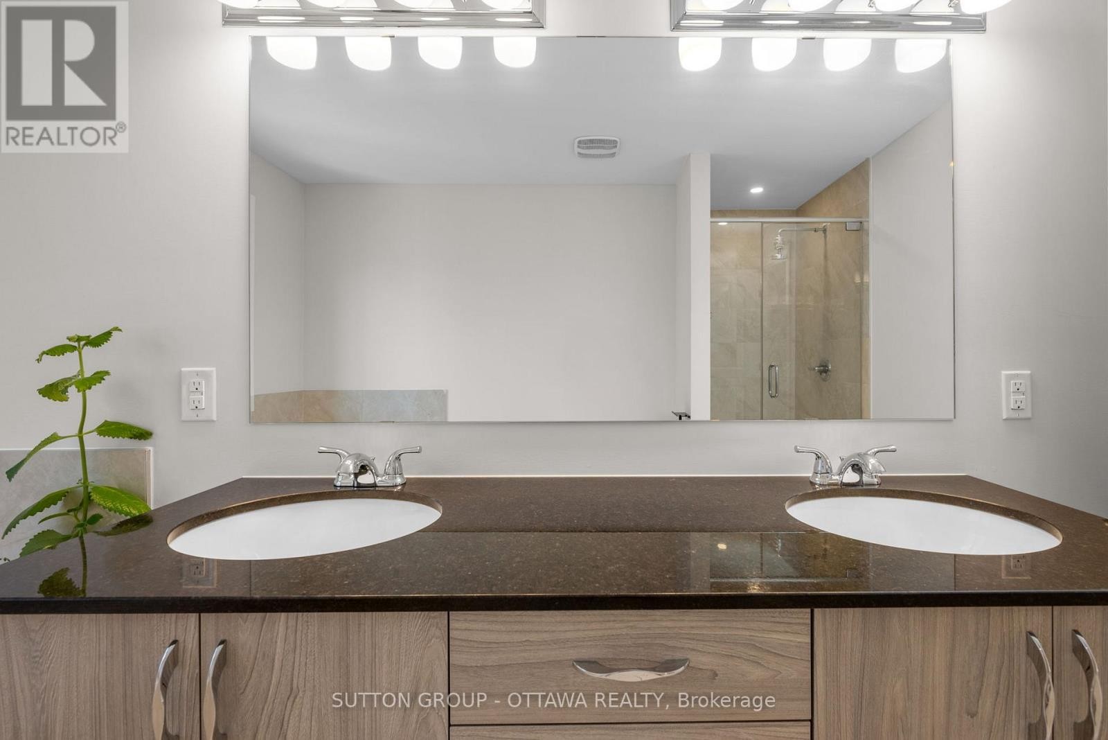 












179 POINT PRIM CRESCENT

,
Ottawa,




Ontario
K2J0K6

