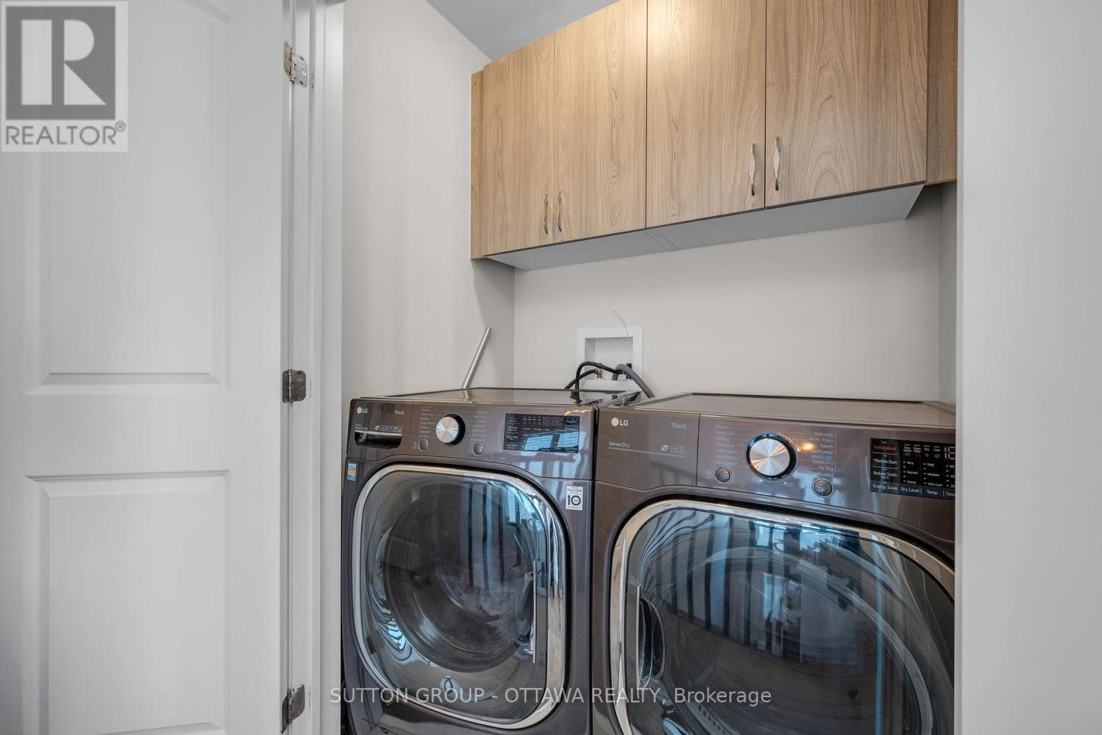 












179 POINT PRIM CRESCENT

,
Ottawa,




Ontario
K2J0K6

