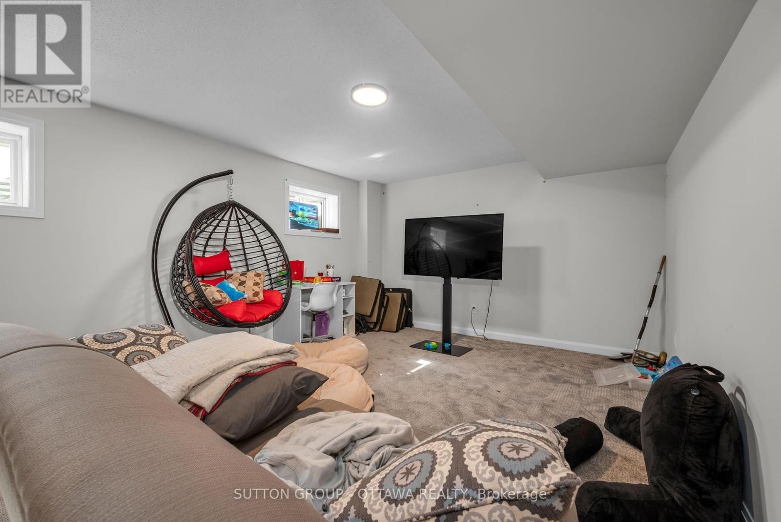 












179 POINT PRIM CRESCENT

,
Ottawa,




Ontario
K2J0K6


