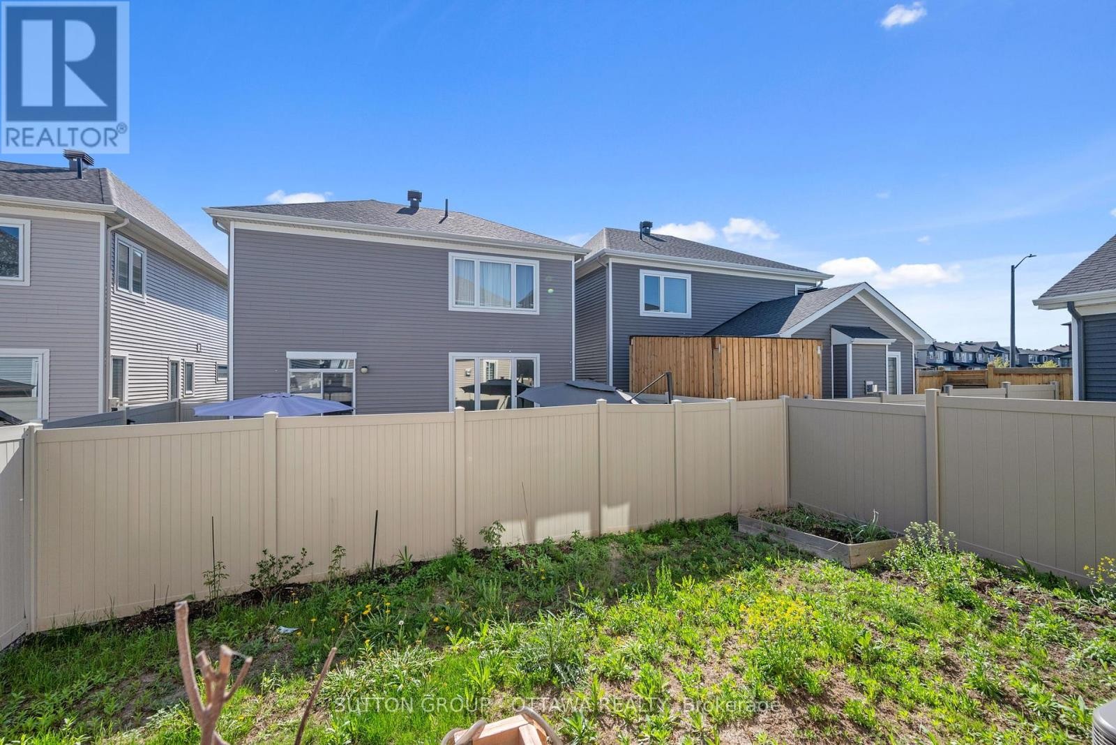 












179 POINT PRIM CRESCENT

,
Ottawa,




Ontario
K2J0K6

