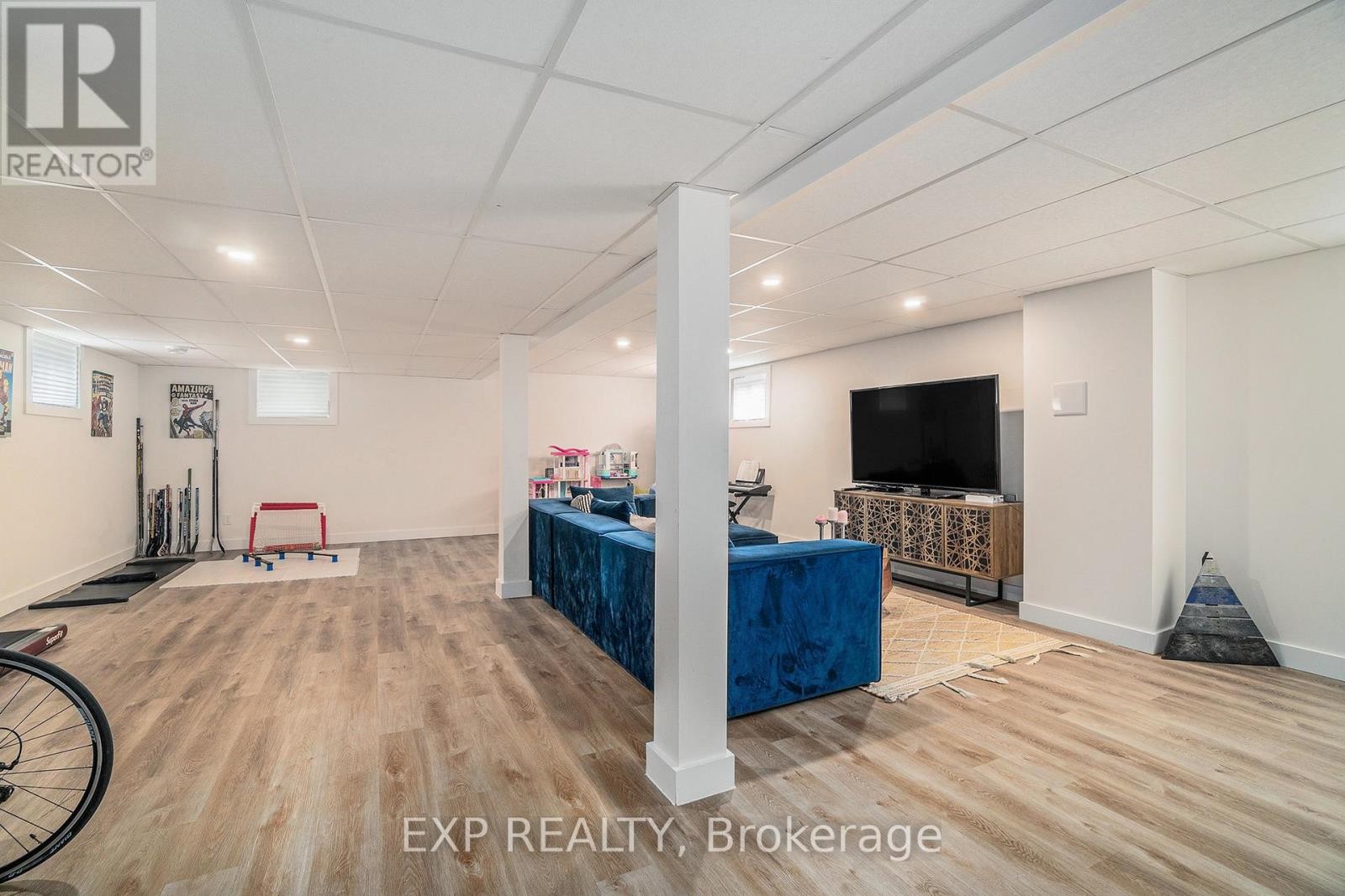 












2462 DUNNING ROAD

,
Ottawa,




Ontario
K0A3E0

