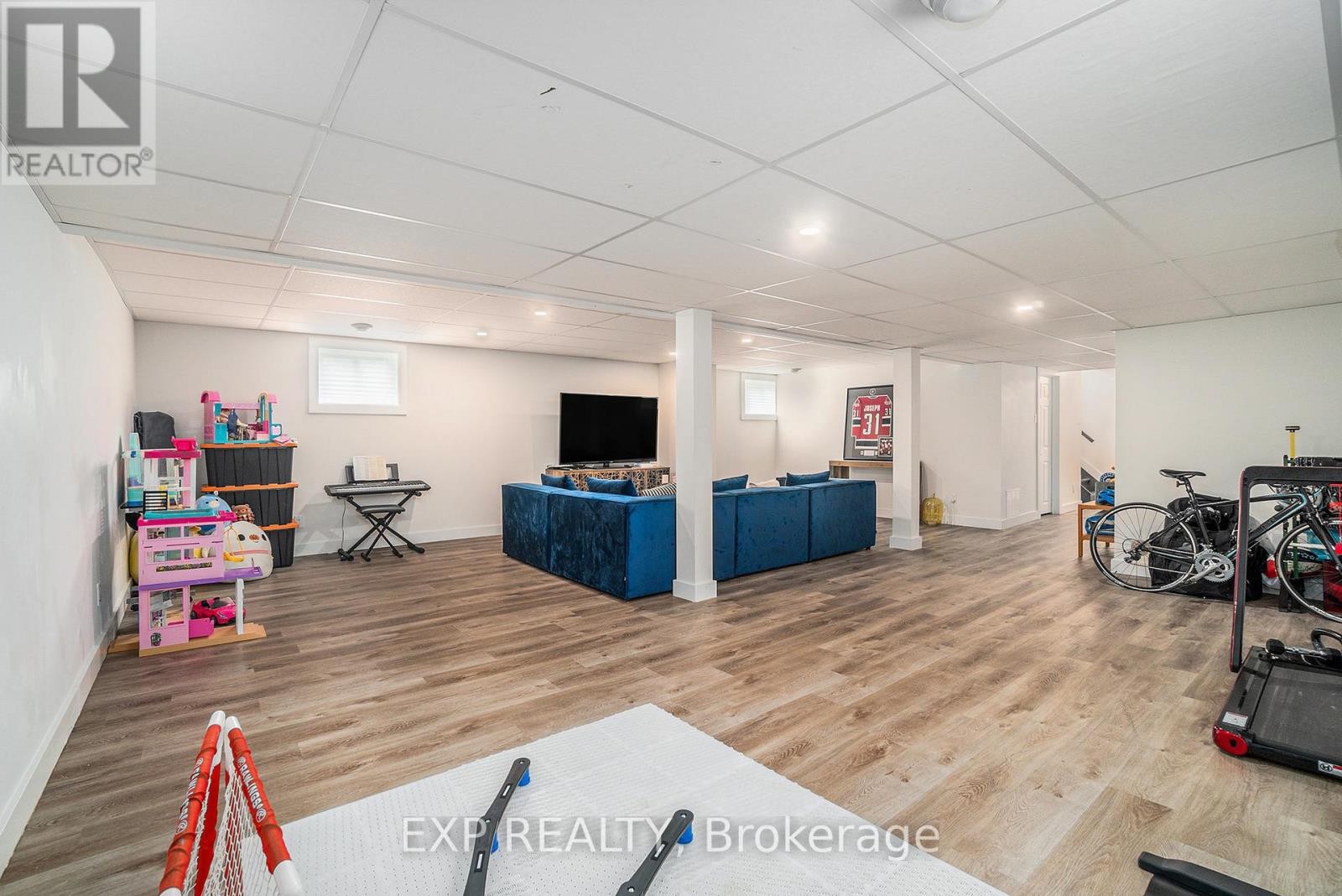 












2462 DUNNING ROAD

,
Ottawa,




Ontario
K0A3E0

