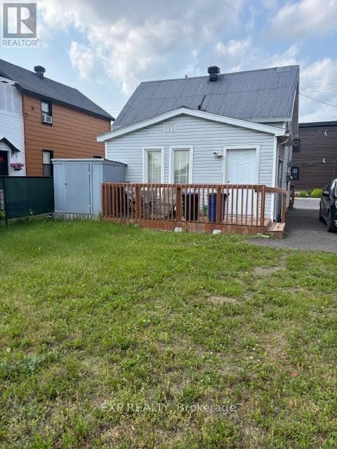 












188 REGENT STREET

,
Hawkesbury,




Ontario
K6A1E8

