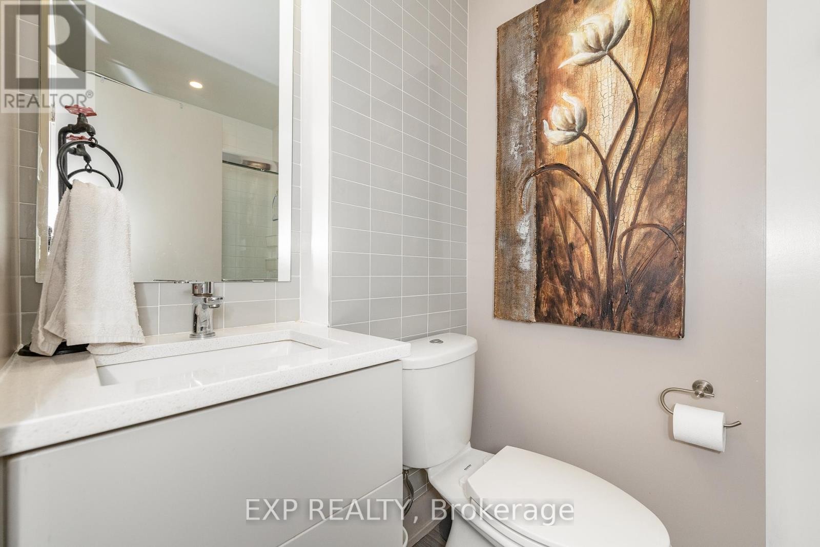 












303 - 108 RICHMOND ROAD

,
Ottawa,




Ontario
K1Z0B3

