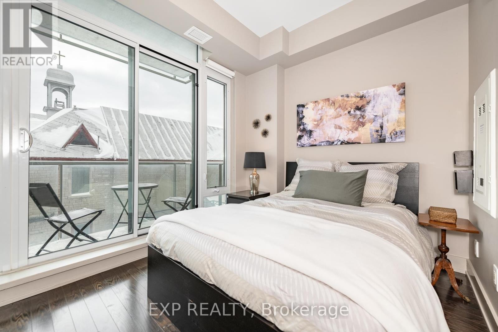 












303 - 108 RICHMOND ROAD

,
Ottawa,




Ontario
K1Z0B3

