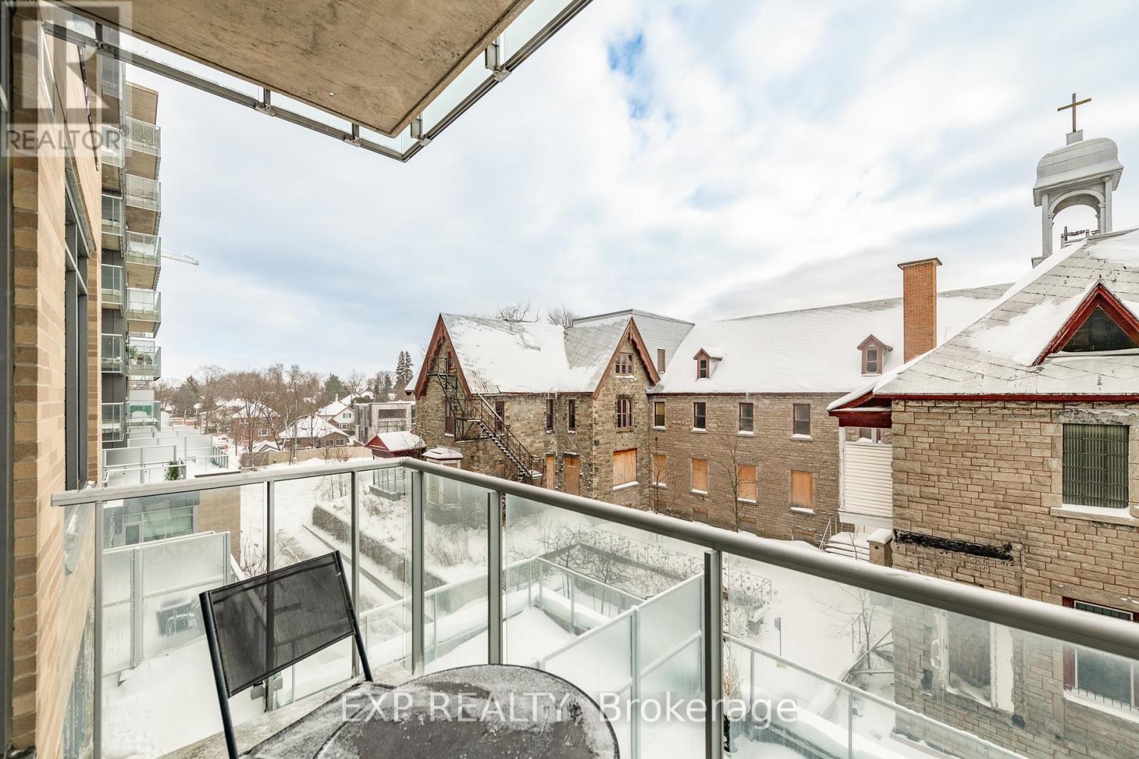 












303 - 108 RICHMOND ROAD

,
Ottawa,




Ontario
K1Z0B3


