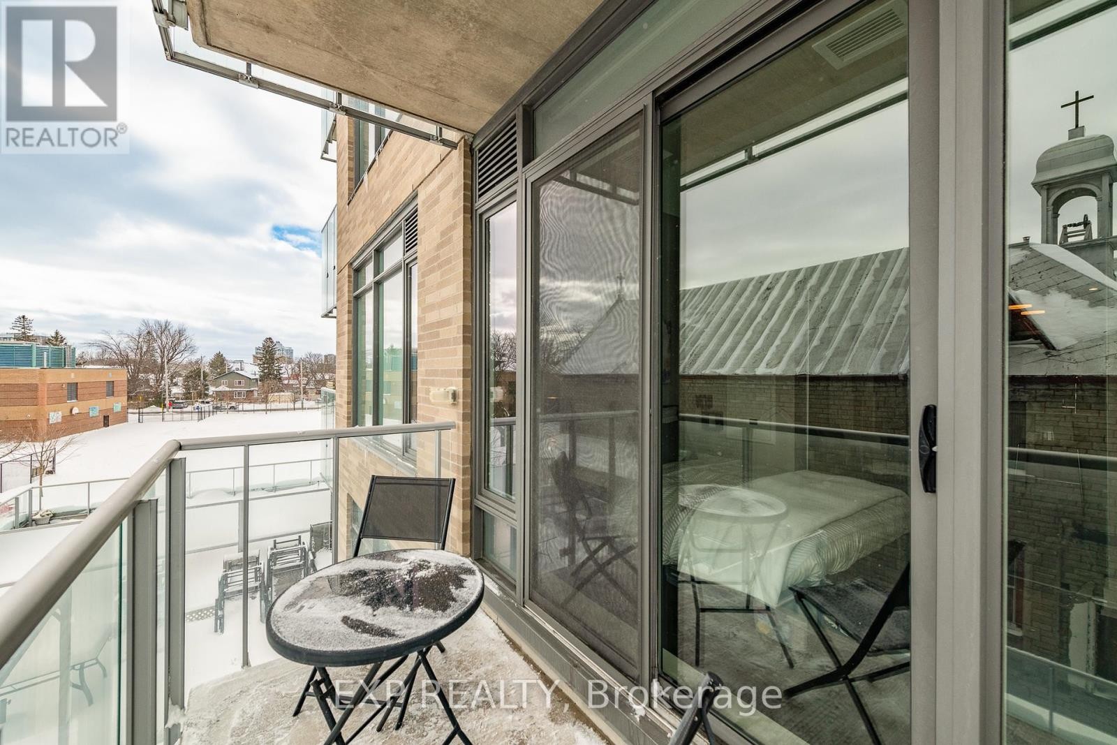 












303 - 108 RICHMOND ROAD

,
Ottawa,




Ontario
K1Z0B3

