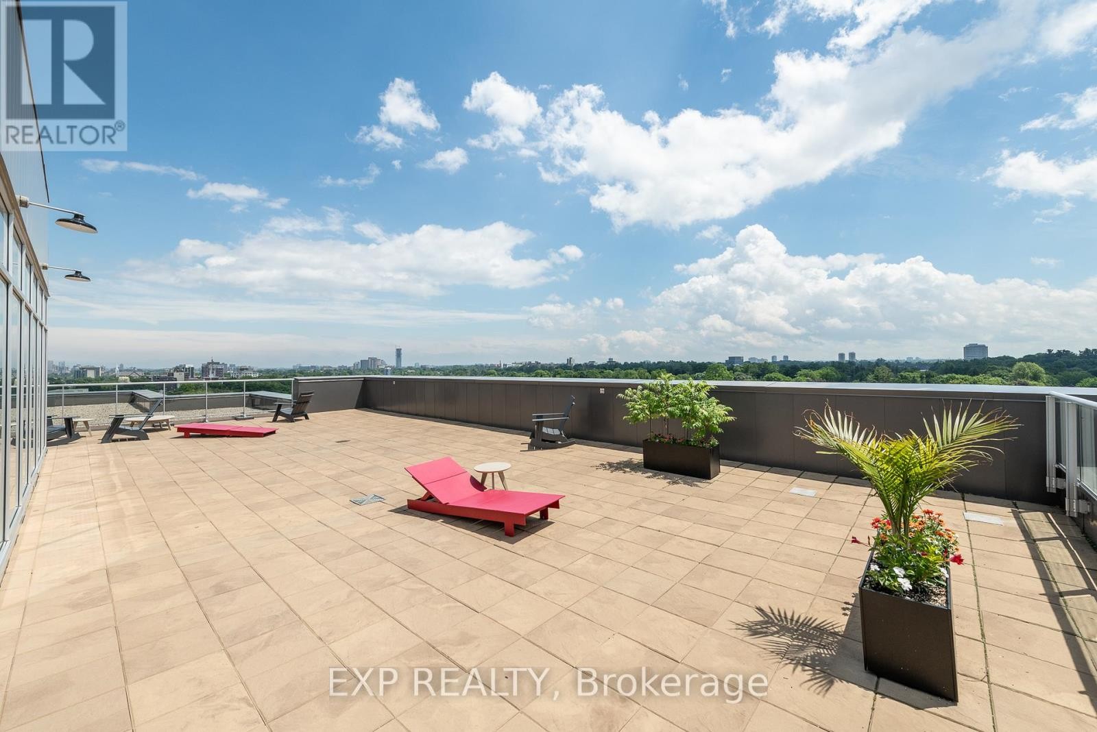 












303 - 108 RICHMOND ROAD

,
Ottawa,




Ontario
K1Z0B3

