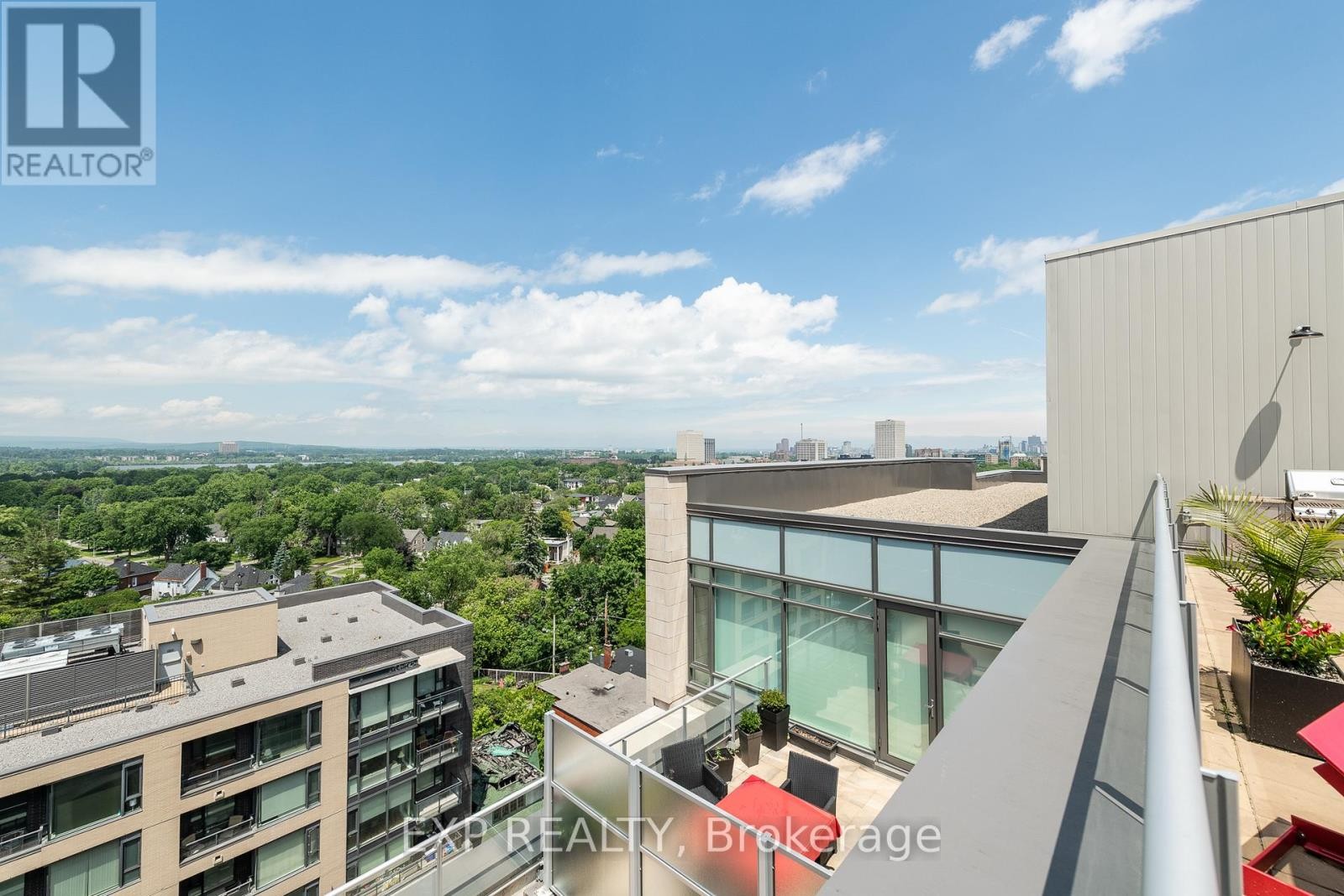 












303 - 108 RICHMOND ROAD

,
Ottawa,




Ontario
K1Z0B3

