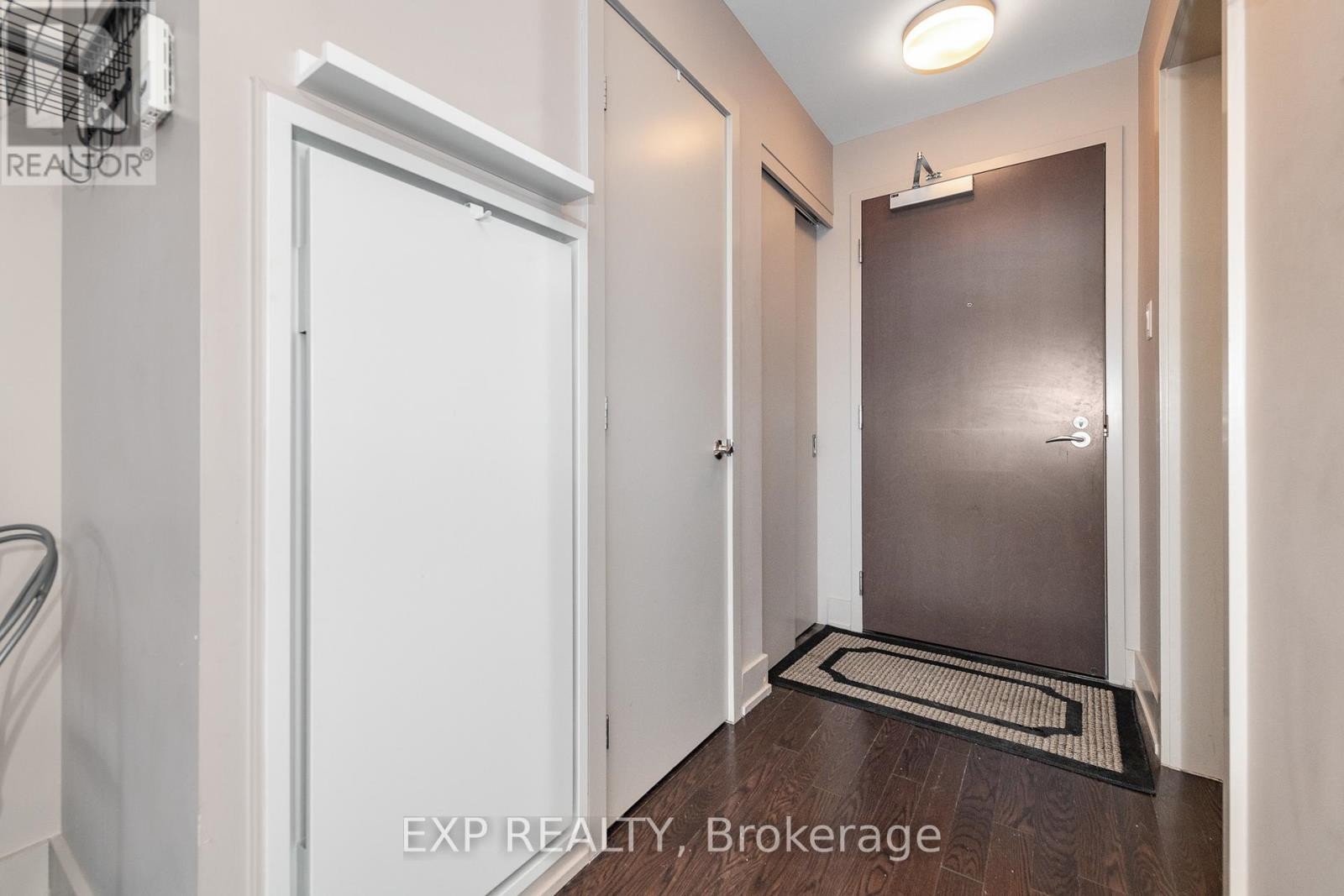 












303 - 108 RICHMOND ROAD

,
Ottawa,




Ontario
K1Z0B3

