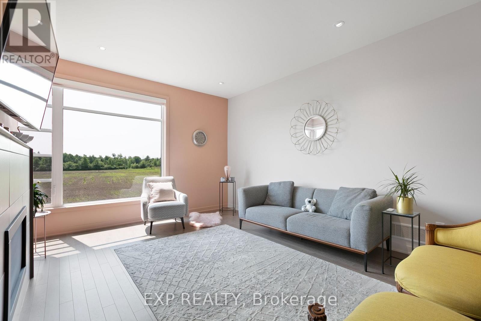 












244 SHUTTLEWORTH DRIVE

,
Ottawa,




Ontario
K1T0T4

