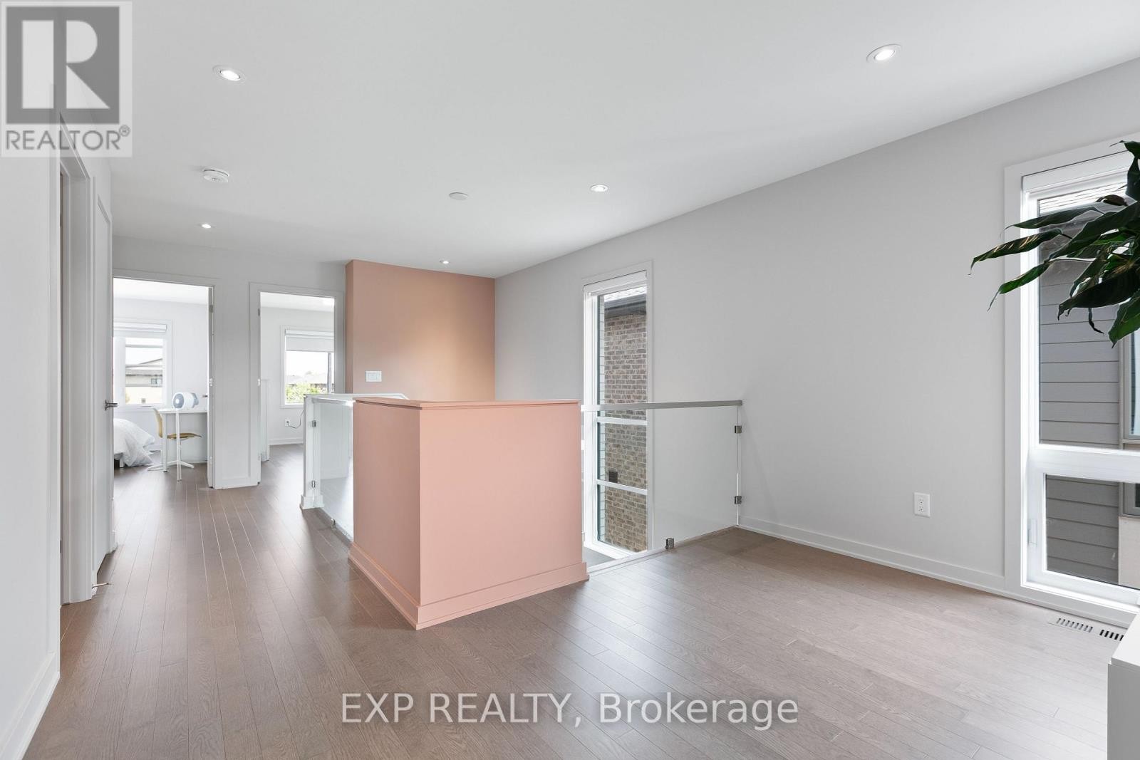 












244 SHUTTLEWORTH DRIVE

,
Ottawa,




Ontario
K1T0T4

