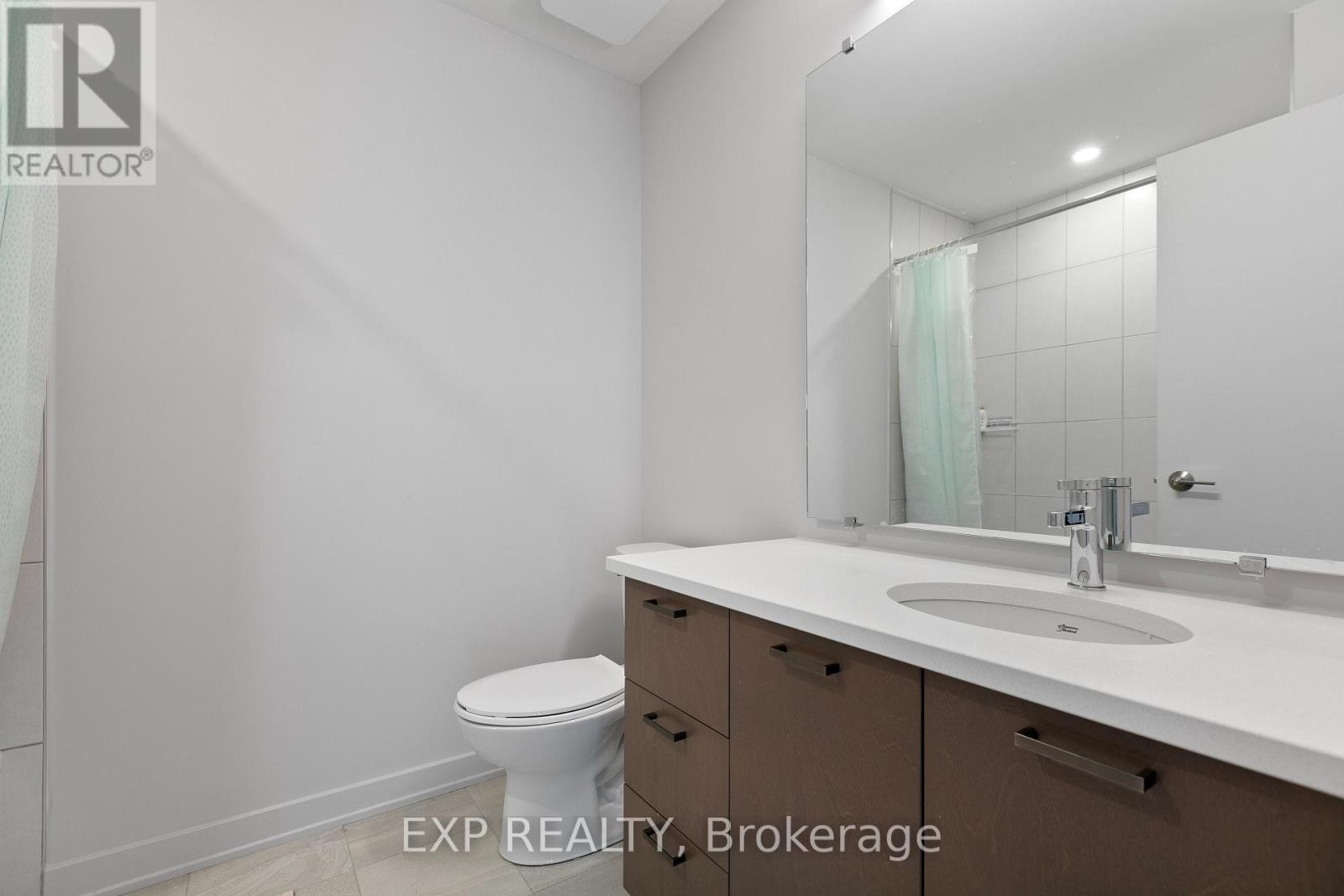 












244 SHUTTLEWORTH DRIVE

,
Ottawa,




Ontario
K1T0T4


