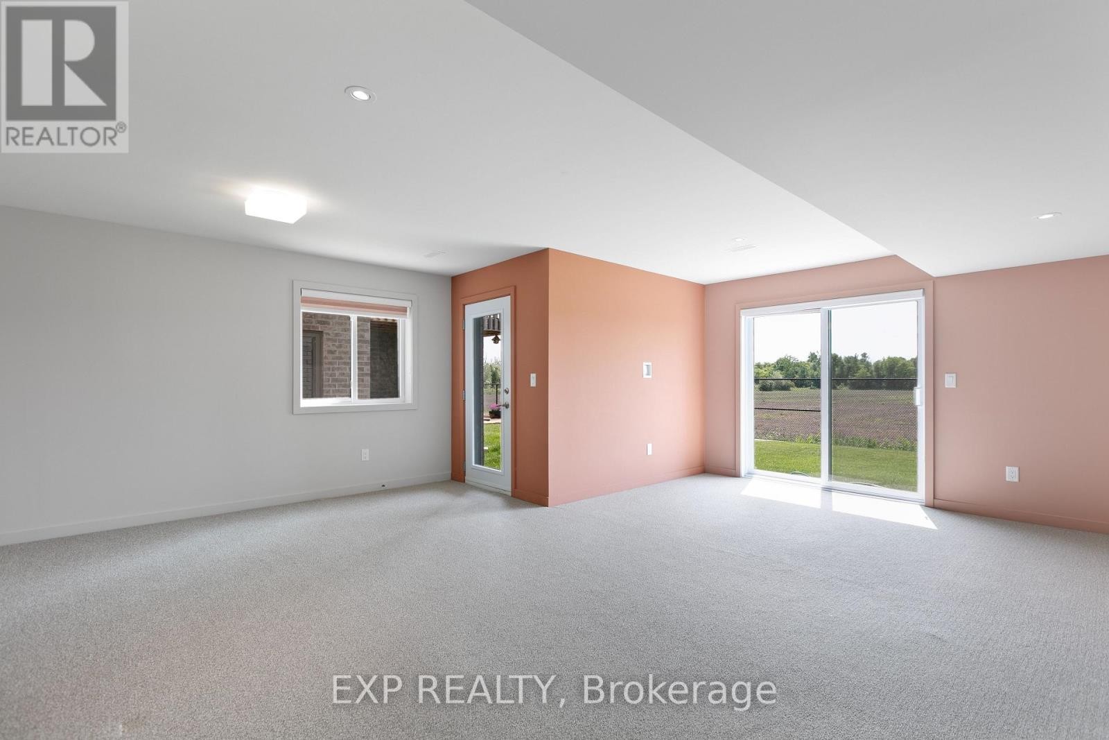 












244 SHUTTLEWORTH DRIVE

,
Ottawa,




Ontario
K1T0T4

