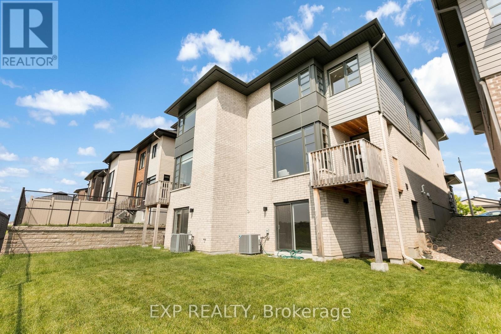 












244 SHUTTLEWORTH DRIVE

,
Ottawa,




Ontario
K1T0T4


