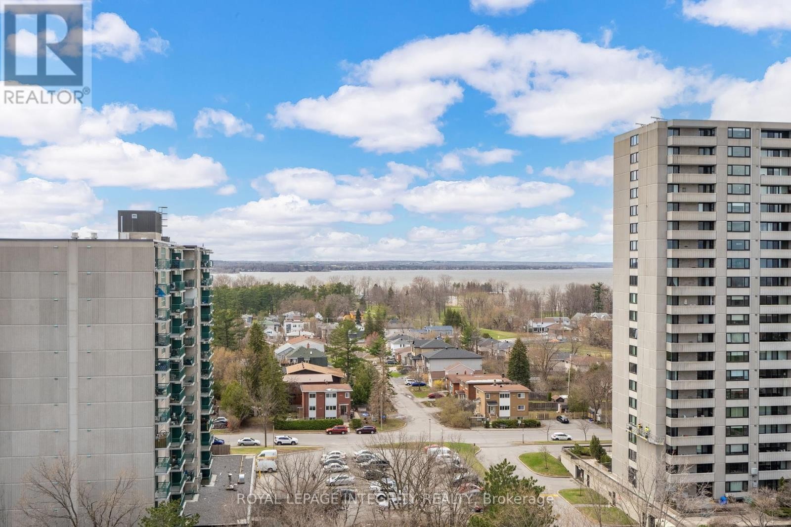 












1406 - 2625 REGINA STREET

,
Ottawa,




Ontario
K2B5W8

