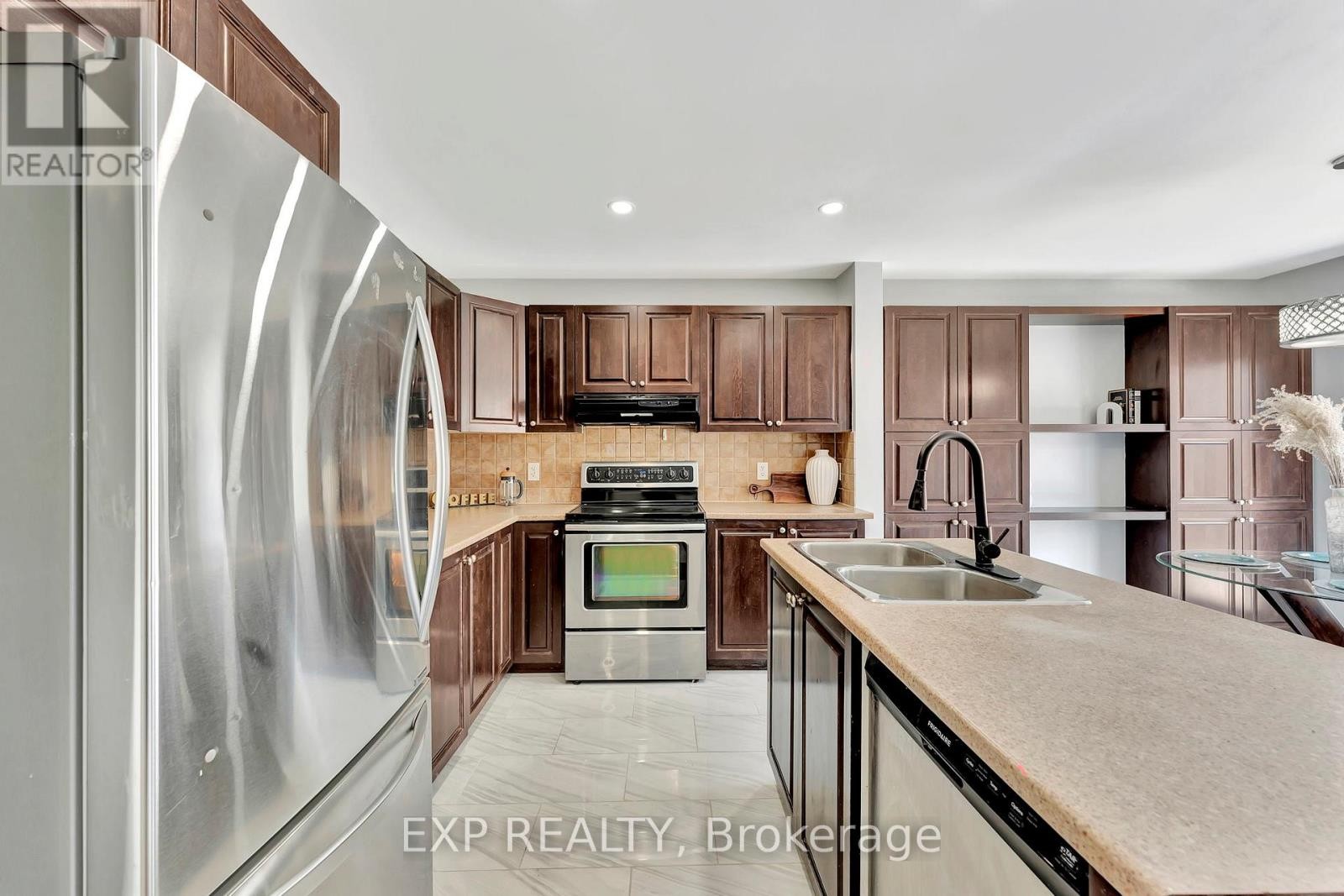 












227 TERRAPIN TERRACE

,
Ottawa,




Ontario
K4A0A6

