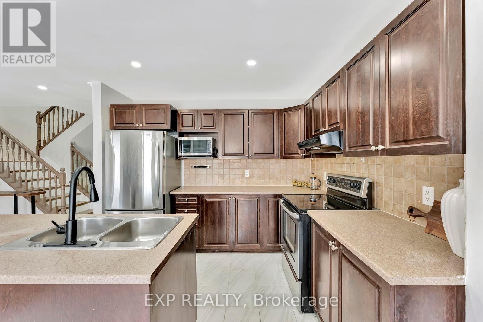 












227 TERRAPIN TERRACE

,
Ottawa,




Ontario
K4A0A6

