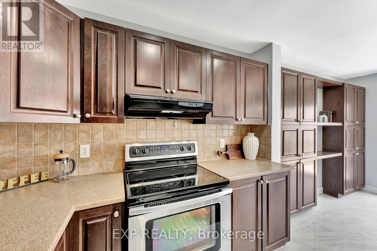 












227 TERRAPIN TERRACE

,
Ottawa,




Ontario
K4A0A6

