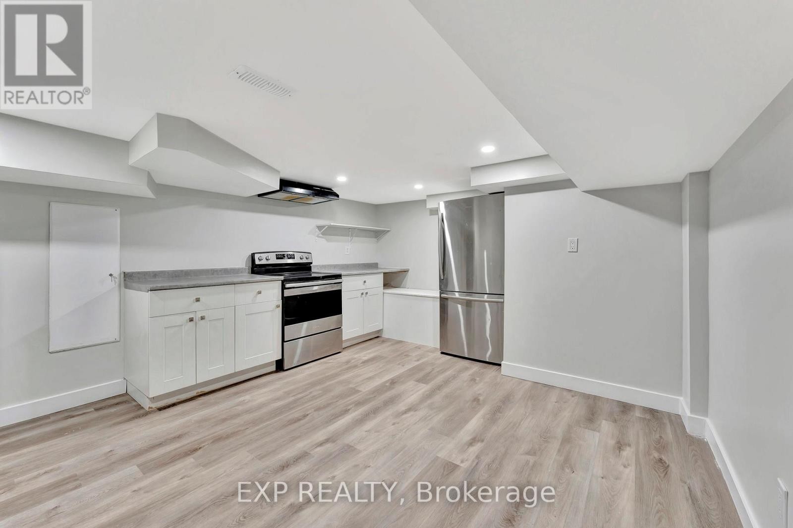 












227 TERRAPIN TERRACE

,
Ottawa,




Ontario
K4A0A6

