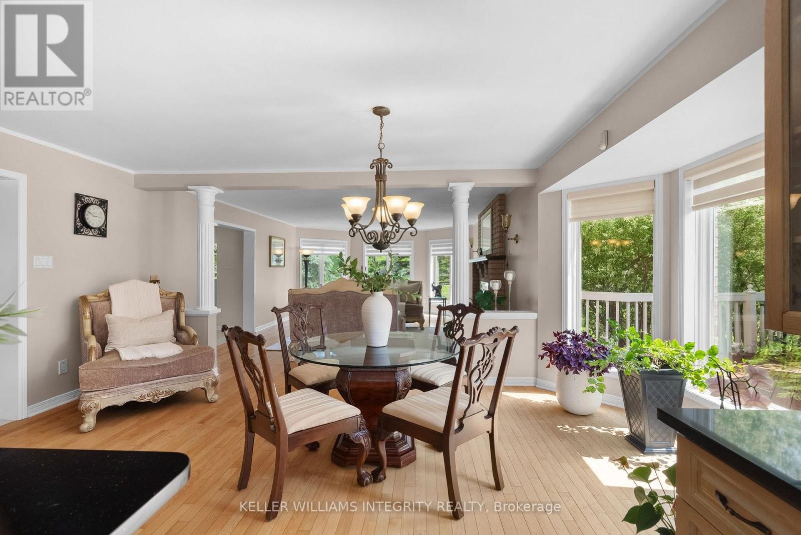












22 MARCHBROOK CIRCLE

,
Ottawa,




Ontario
K2W1A1

