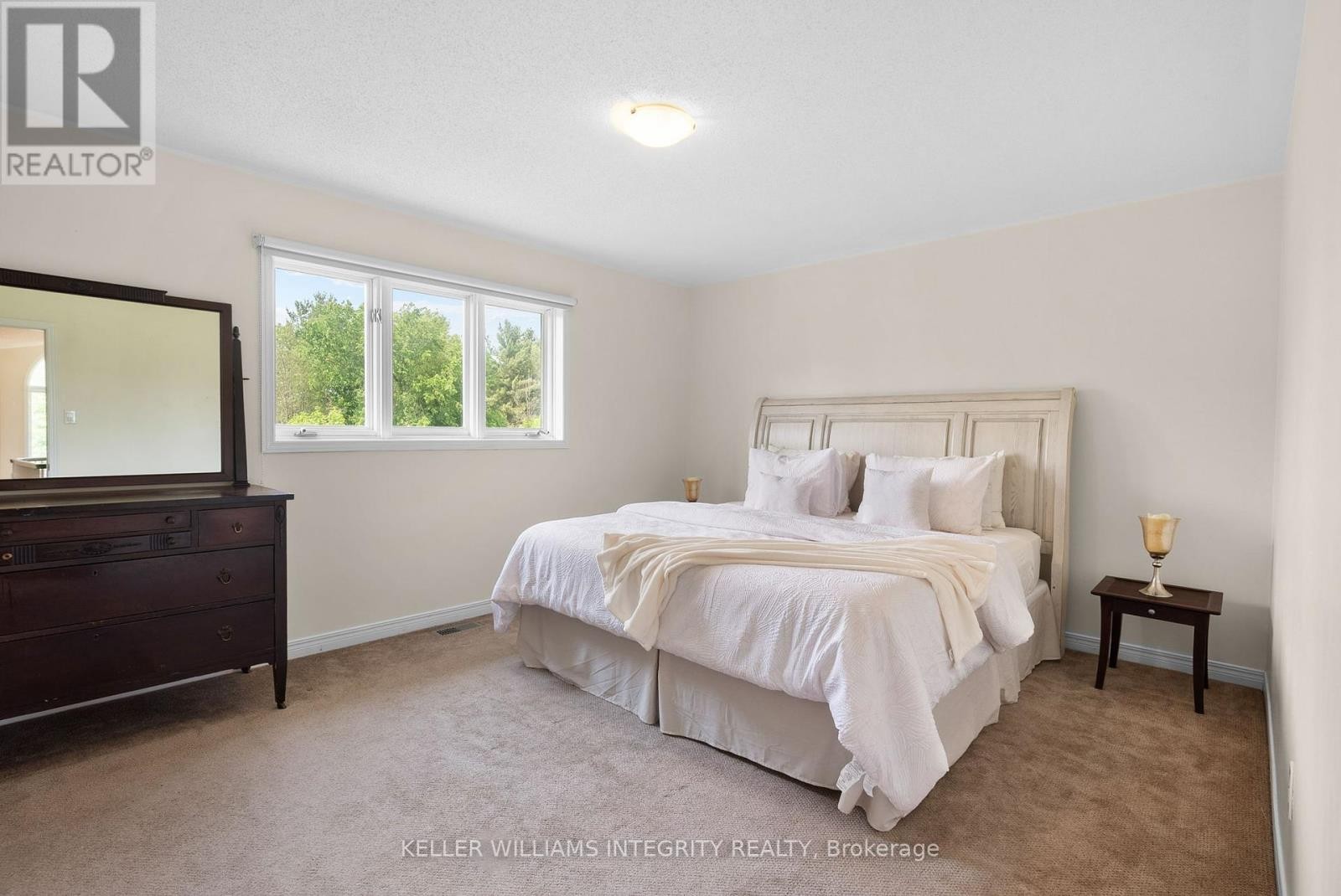 












22 MARCHBROOK CIRCLE

,
Ottawa,




Ontario
K2W1A1

