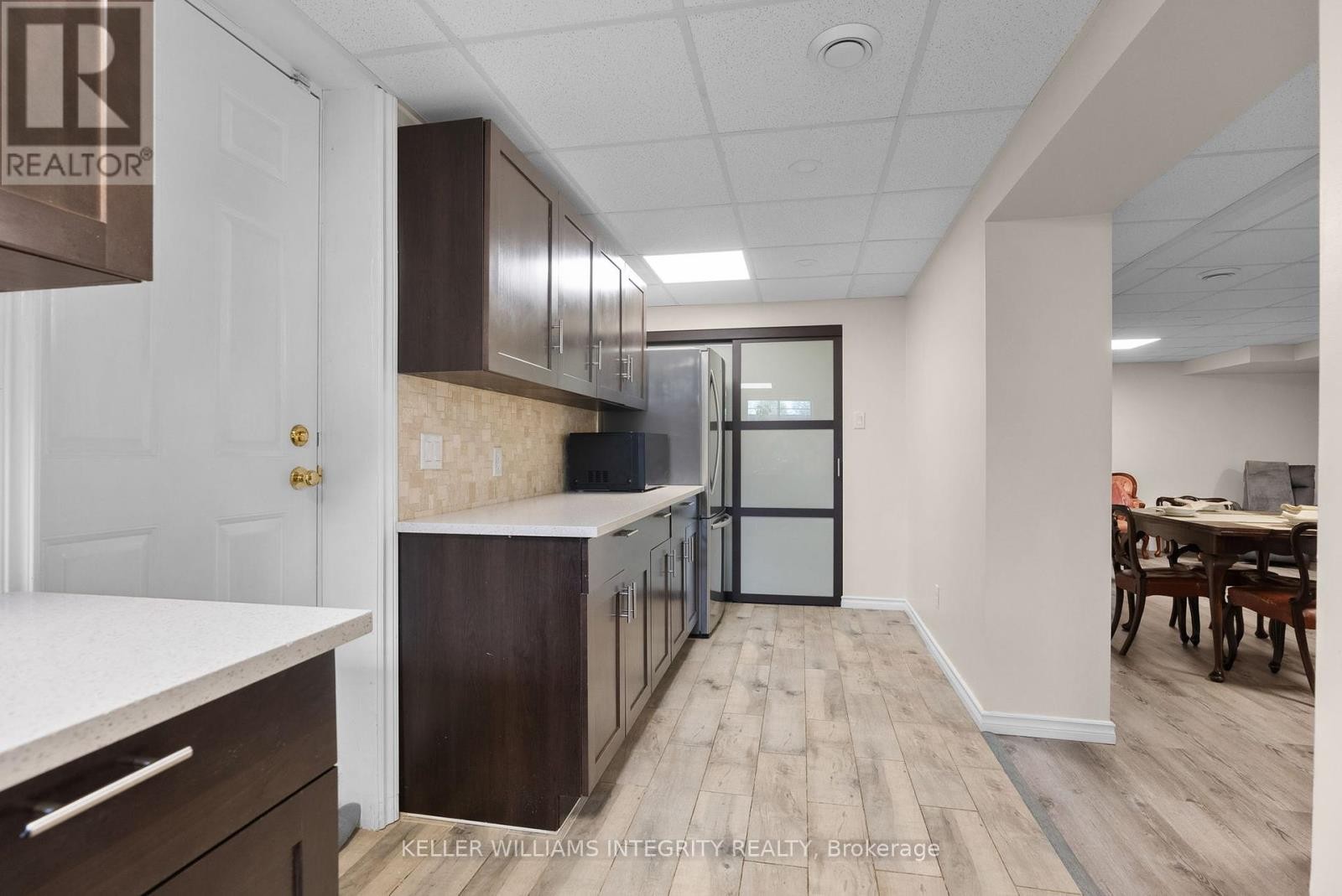 












22 MARCHBROOK CIRCLE

,
Ottawa,




Ontario
K2W1A1

