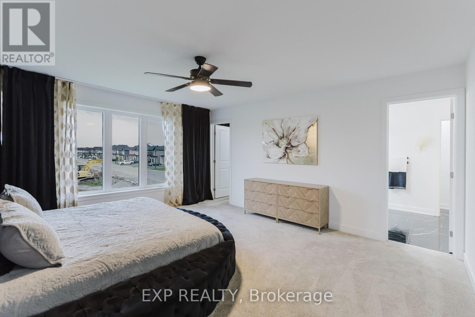 












900 DUXBURY LANE

,
Ottawa,




Ontario
K4M0M3

