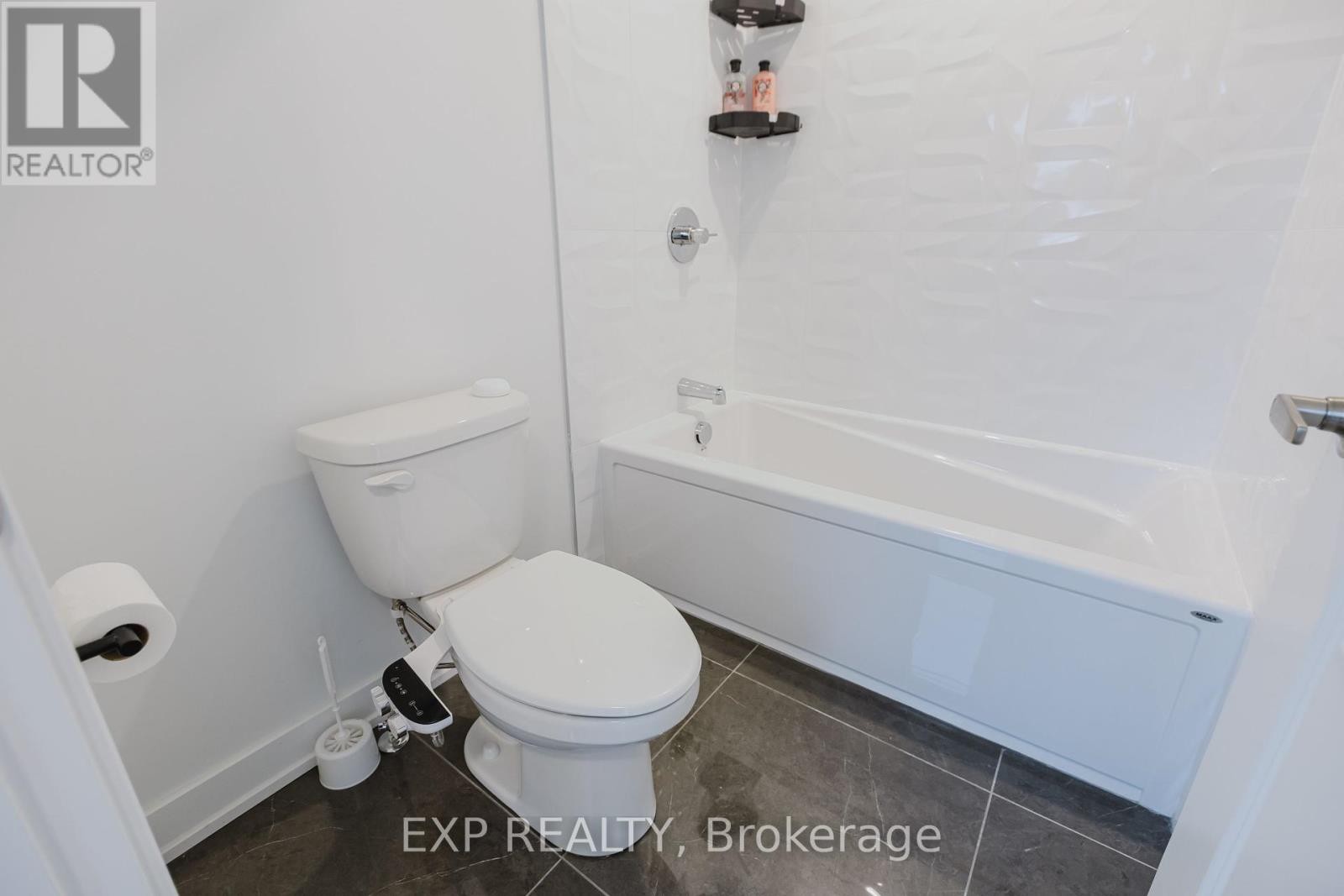 












900 DUXBURY LANE

,
Ottawa,




Ontario
K4M0M3

