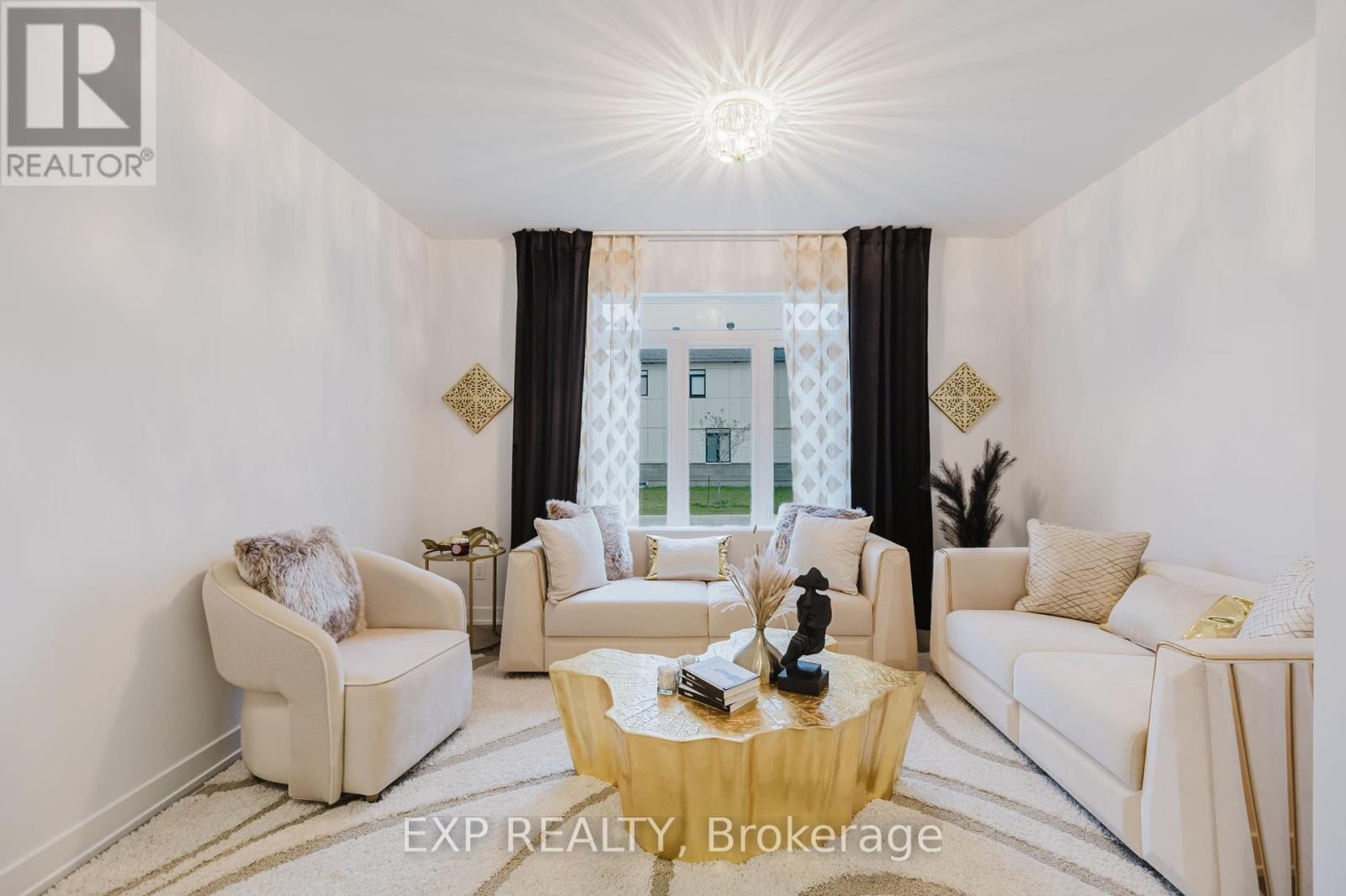 












900 DUXBURY LANE

,
Ottawa,




Ontario
K4M0M3

