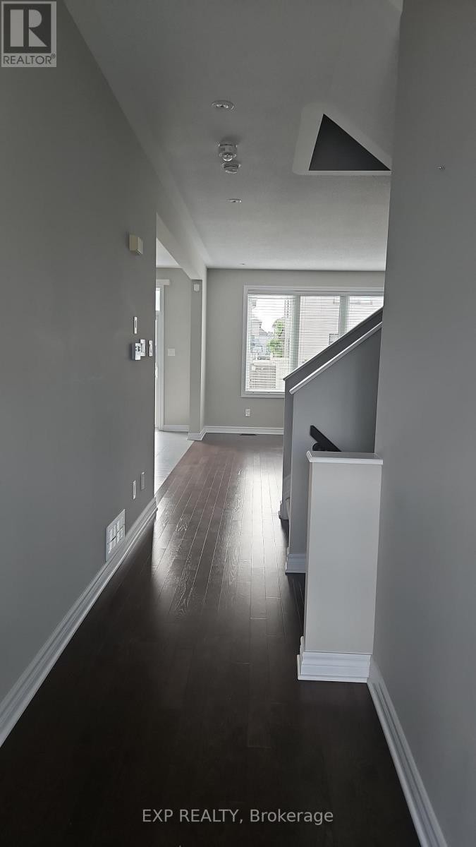 












39 KNOCKADERRY CRESCENT

,
Ottawa,




Ontario
K2J6H2

