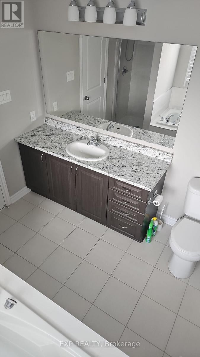 












39 KNOCKADERRY CRESCENT

,
Ottawa,




Ontario
K2J6H2

