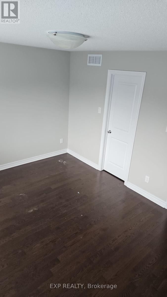 












39 KNOCKADERRY CRESCENT

,
Ottawa,




Ontario
K2J6H2

